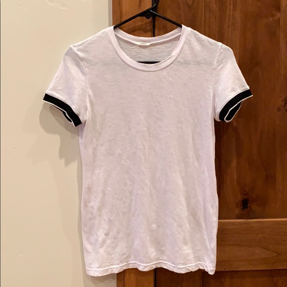 White tee